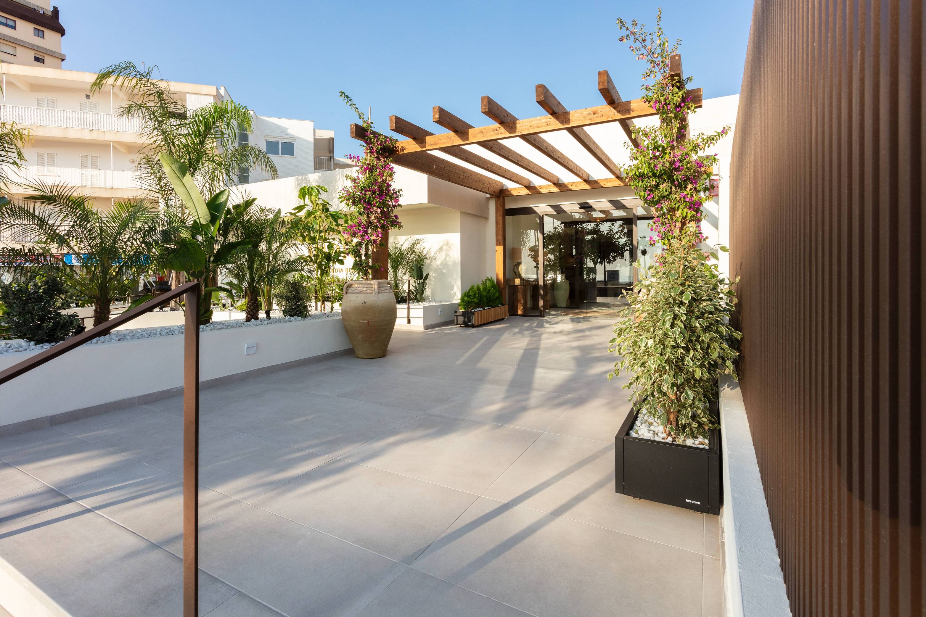 Proyecto Hotel Indigo Gandia Beach | Arquitectos en Gandia Moratal Palomino